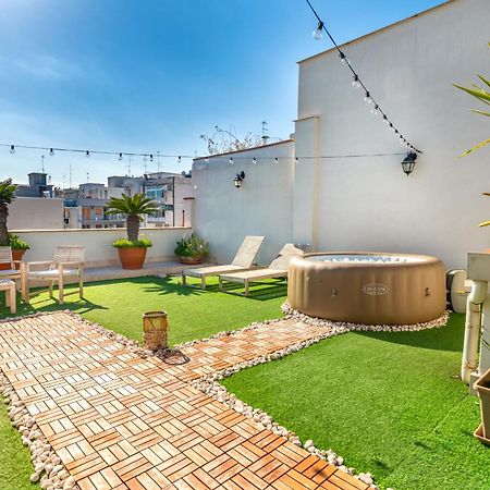 150Mq Rooftop Paradise - Spacious Private Terrace Bari Luaran gambar